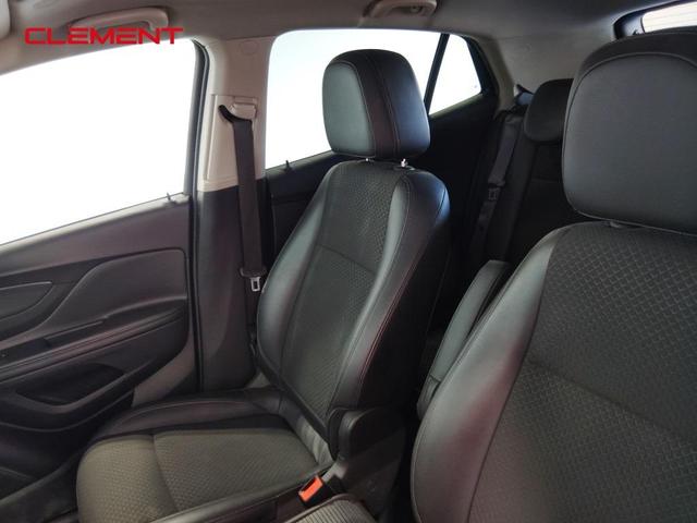 Photo of 2018 Summit White Buick Encore