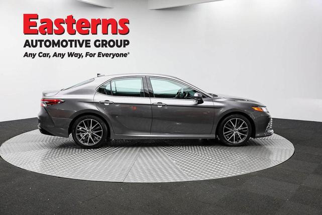 Photo of 2023 Predawn Gray Mica Toyota Camry
