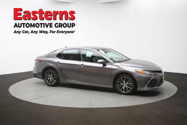 Photo of 2023 Predawn Gray Mica Toyota Camry