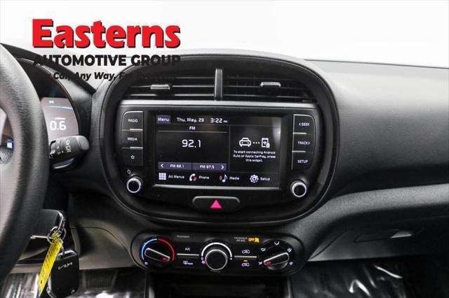 Photo of 2024 Snow White Pearl Kia Soul