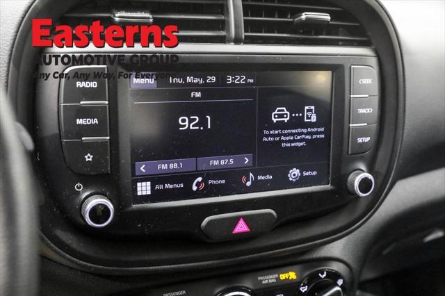 Photo of 2024 Snow White Pearl Kia Soul
