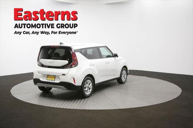 Photo of 2024 Snow White Pearl Kia Soul