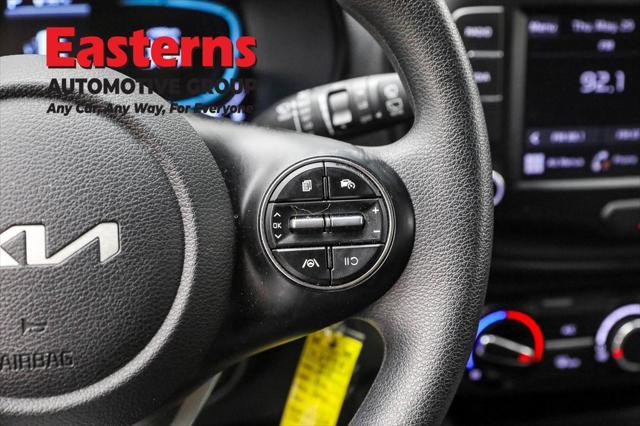 Photo of 2024 Snow White Pearl Kia Soul
