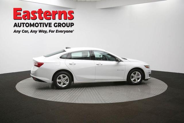 Photo of 2023 Summit White Chevrolet Malibu