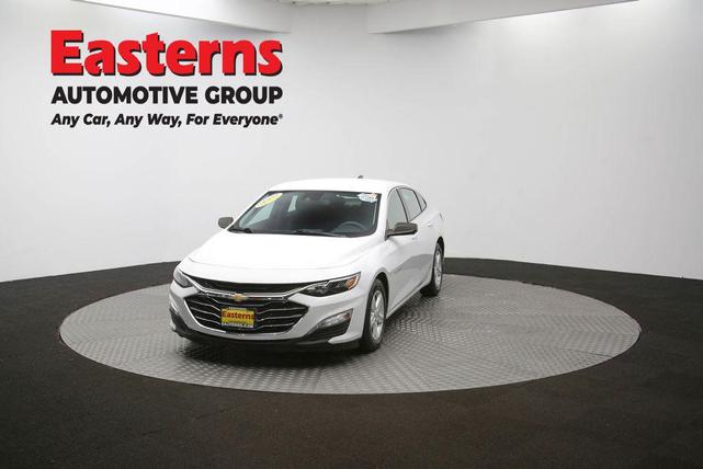 Photo of 2023 Summit White Chevrolet Malibu