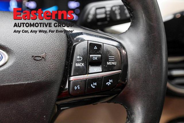 Photo of 2021 AGATE BLACK METALLIC Ford Escape