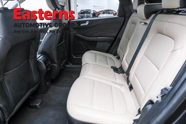 Photo of 2021 AGATE BLACK METALLIC Ford Escape