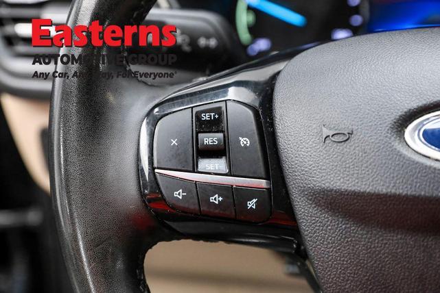 Photo of 2021 AGATE BLACK METALLIC Ford Escape