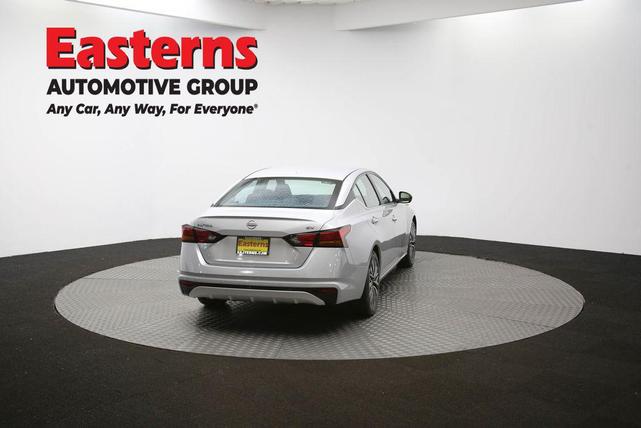 Photo of 2023 Brilliant Silver Metallic Nissan Altima