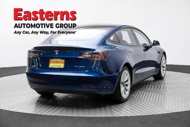 Photo of 2022 Deep Blue Metallic Tesla Model 3