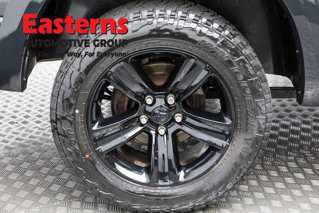 Photo of 2021 Granite Crystal Metallic Clearcoat RAM 1500 Classic