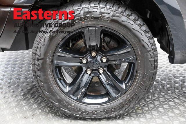 Photo of 2021 Granite Crystal Metallic Clearcoat RAM 1500 Classic