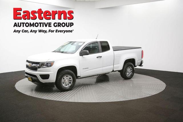 Photo of 2018 Summit White Chevrolet Colorado