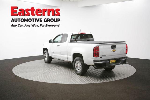 Photo of 2018 Summit White Chevrolet Colorado