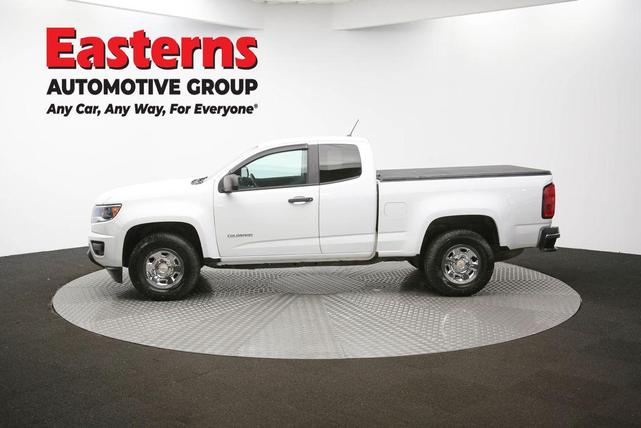 Photo of 2018 Summit White Chevrolet Colorado