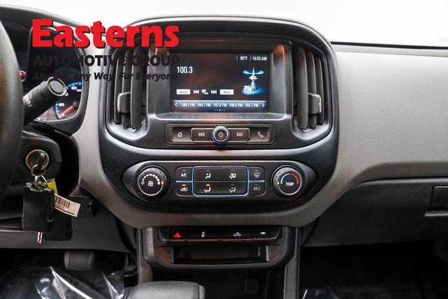 Photo of 2018 Summit White Chevrolet Colorado