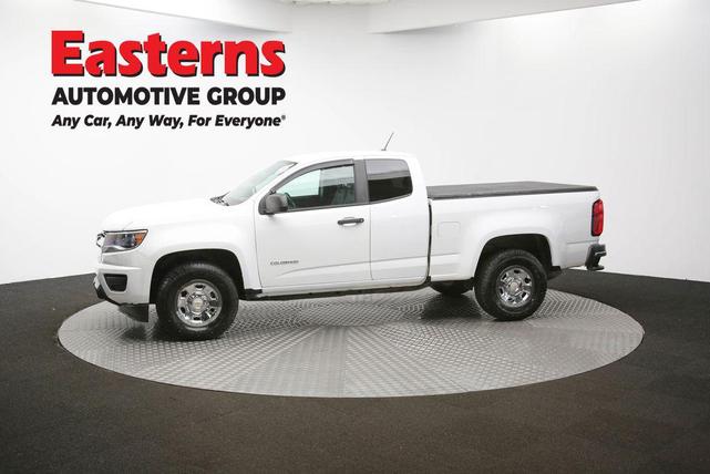 Photo of 2018 Summit White Chevrolet Colorado