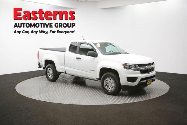 Photo of 2018 Summit White Chevrolet Colorado
