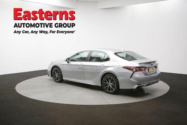 Photo of 2022 Celestial Silver Metallic Toyota Camry
