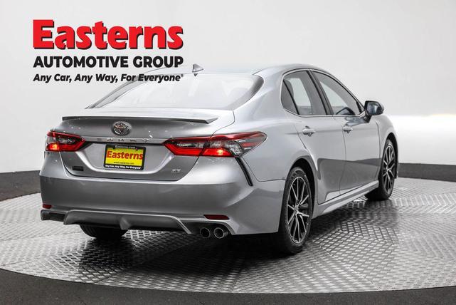 Photo of 2022 Celestial Silver Metallic Toyota Camry