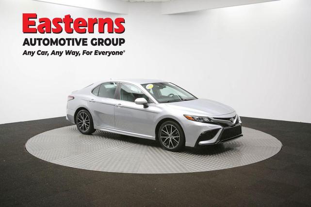 Photo of 2022 Celestial Silver Metallic Toyota Camry