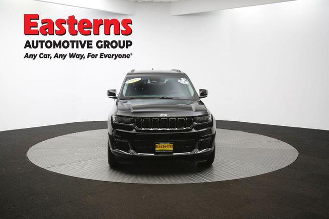 Photo of 2021 Diamond Black Crystal Pearlcoat Jeep Grand Cherokee L
