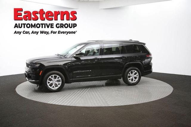 Photo of 2021 Diamond Black Crystal Pearlcoat Jeep Grand Cherokee L