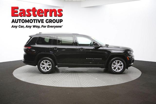 Photo of 2021 Diamond Black Crystal Pearlcoat Jeep Grand Cherokee L