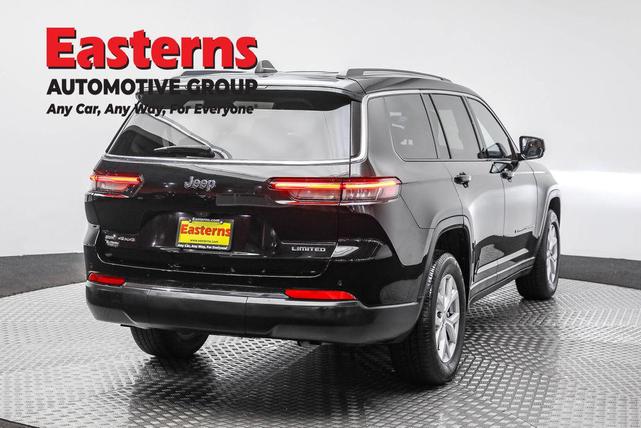 Photo of 2021 Diamond Black Crystal Pearlcoat Jeep Grand Cherokee L