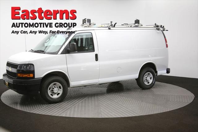 Photo of 2019 Summit White Chevrolet Express 3500