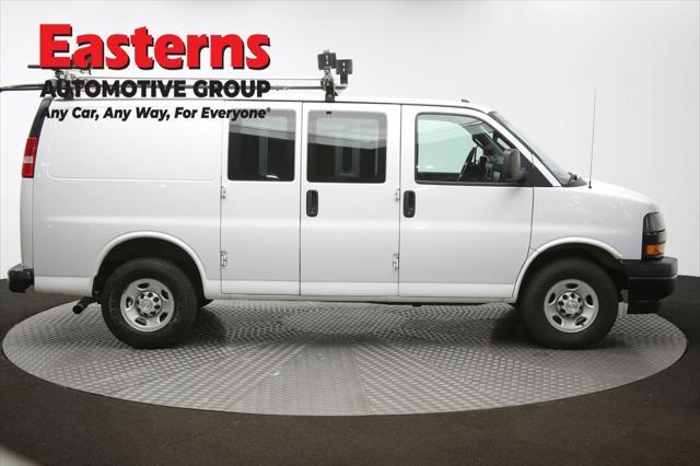 Photo of 2019 Summit White Chevrolet Express 3500