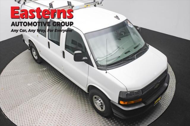 Photo of 2019 Summit White Chevrolet Express 3500