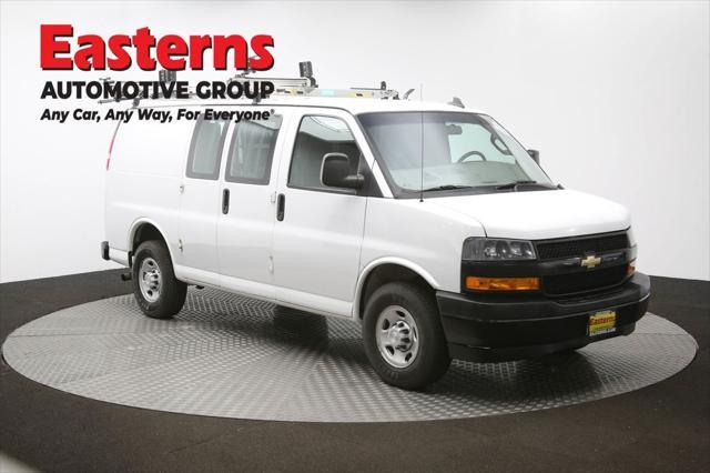 Photo of 2019 Summit White Chevrolet Express 3500