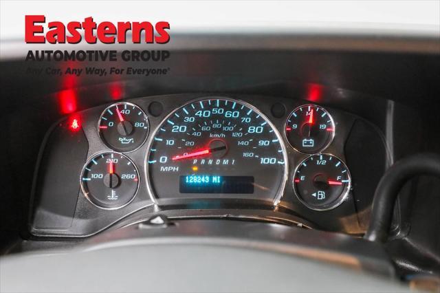Photo of 2019 Summit White Chevrolet Express 3500