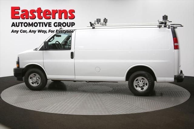 Photo of 2019 Summit White Chevrolet Express 3500