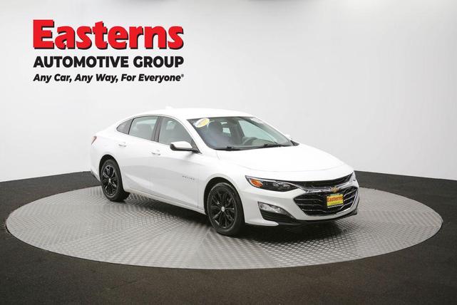 Photo of 2022 Summit White Chevrolet Malibu