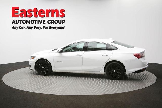 Photo of 2022 Summit White Chevrolet Malibu
