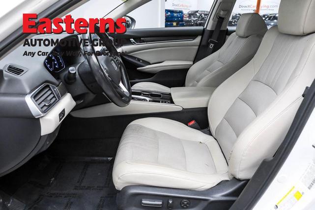 Photo of 2019 Platinum White Pearl Honda Accord