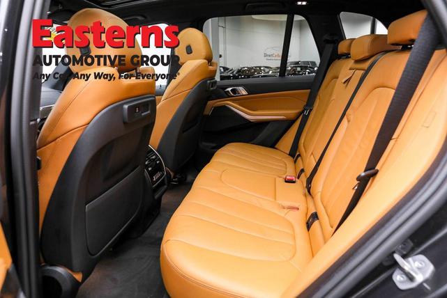 Photo of 2022 Dark Graphite Metallic BMW X5