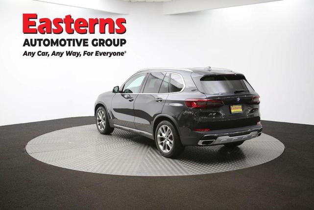 Photo of 2022 Dark Graphite Metallic BMW X5