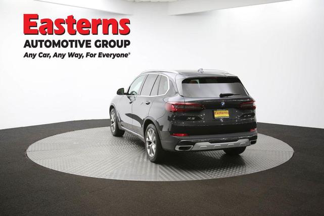 Photo of 2022 Dark Graphite Metallic BMW X5