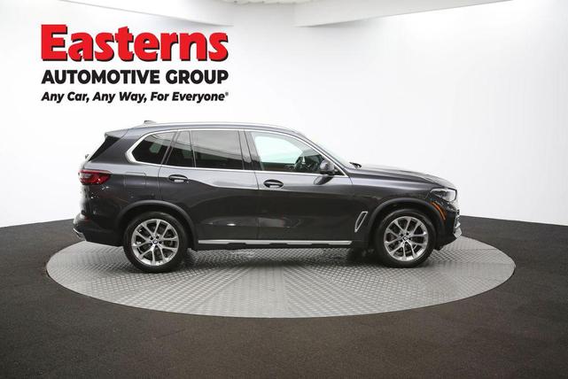 Photo of 2022 Dark Graphite Metallic BMW X5