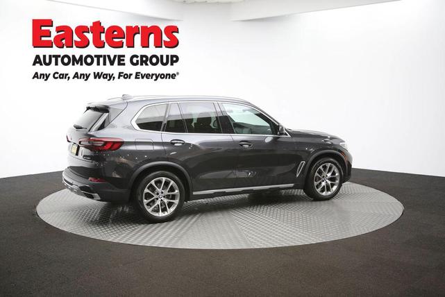 Photo of 2022 Dark Graphite Metallic BMW X5