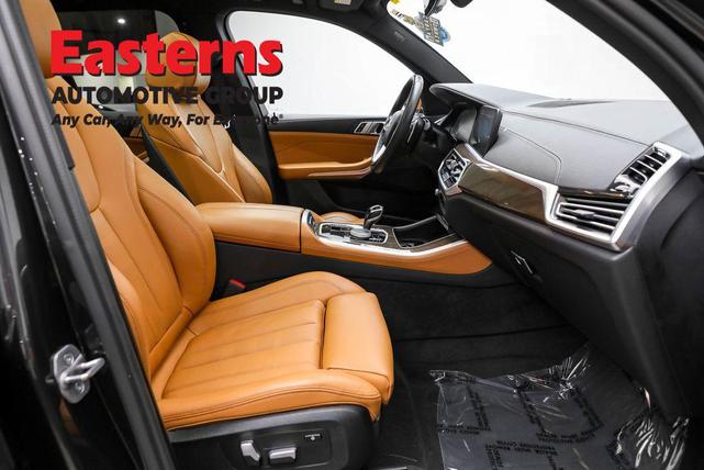 Photo of 2022 Dark Graphite Metallic BMW X5