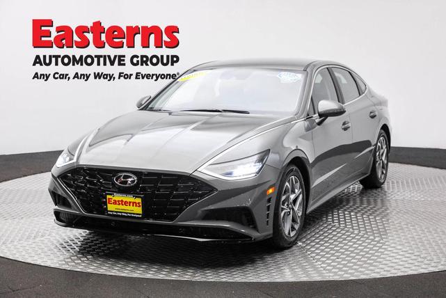 Photo of 2023 Hampton Gray Hyundai SONATA