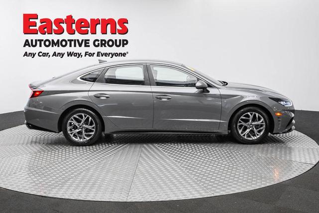 Photo of 2023 Hampton Gray Hyundai SONATA