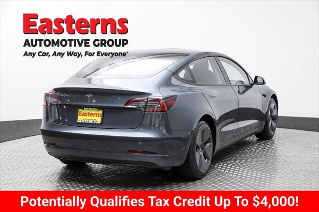 Photo of 2023 Gray Tesla Model 3