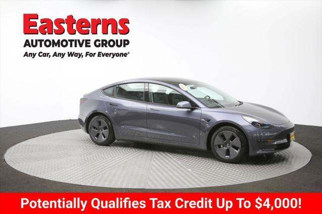 Photo of 2023 Gray Tesla Model 3