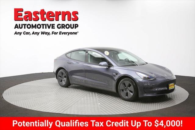 Photo of 2023 Gray Tesla Model 3