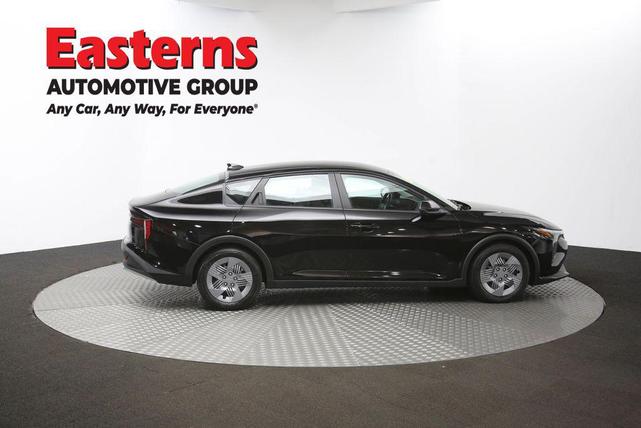 Photo of 2025 Aurora Black Pearl Kia K4